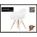 Hot sales modern comfortable DAW fiberglass chair with armrest